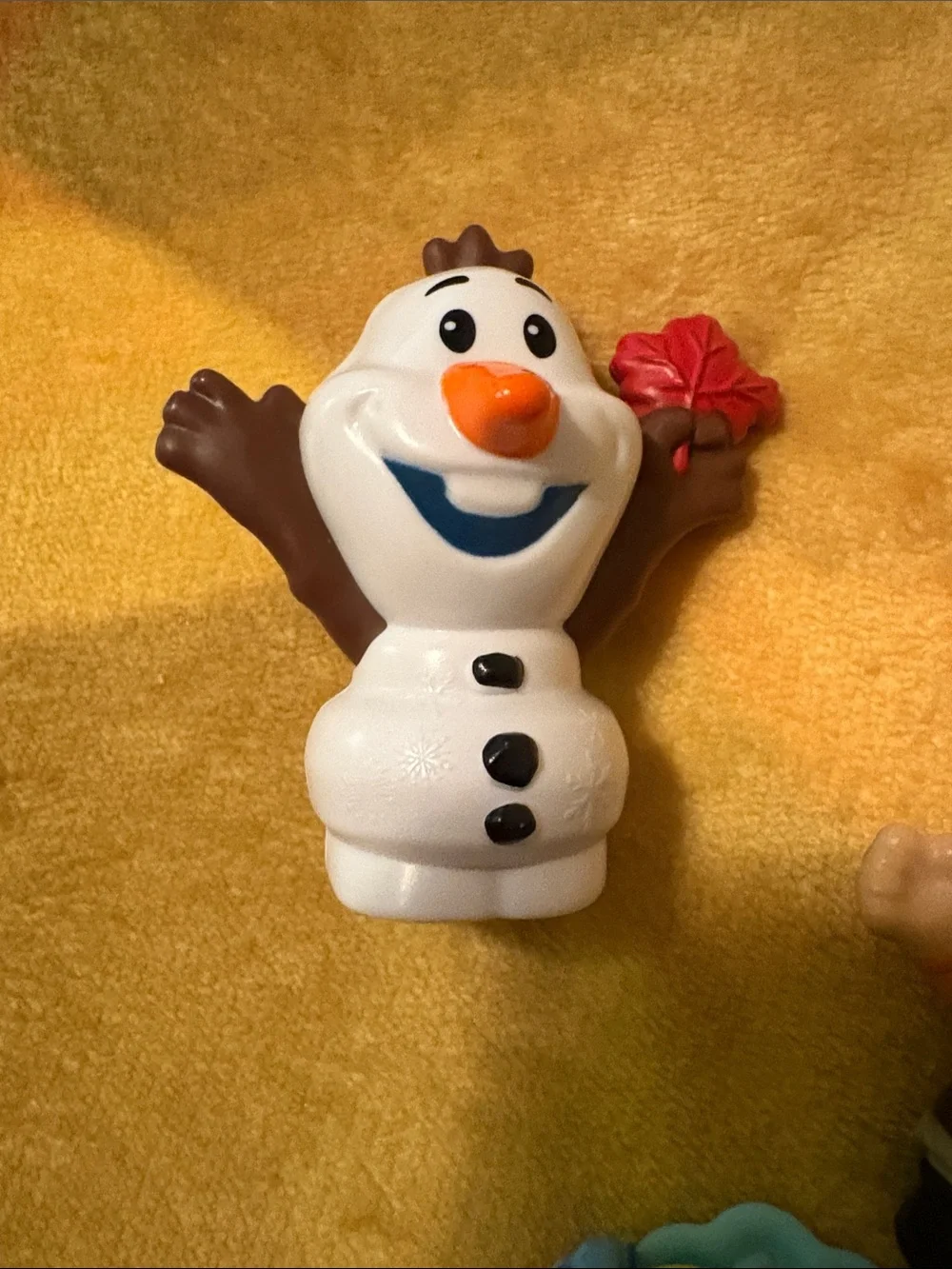 Disney Olaf & Kristoff Mini Figures with Flounder Disney Munchling